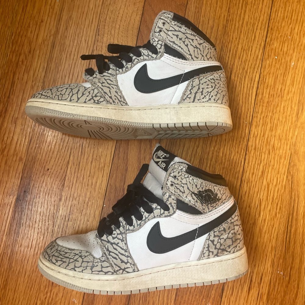 Nike Air Jordan 1 Retro High OG White Cement Size Youth 3.5 - Picture 3 of 10